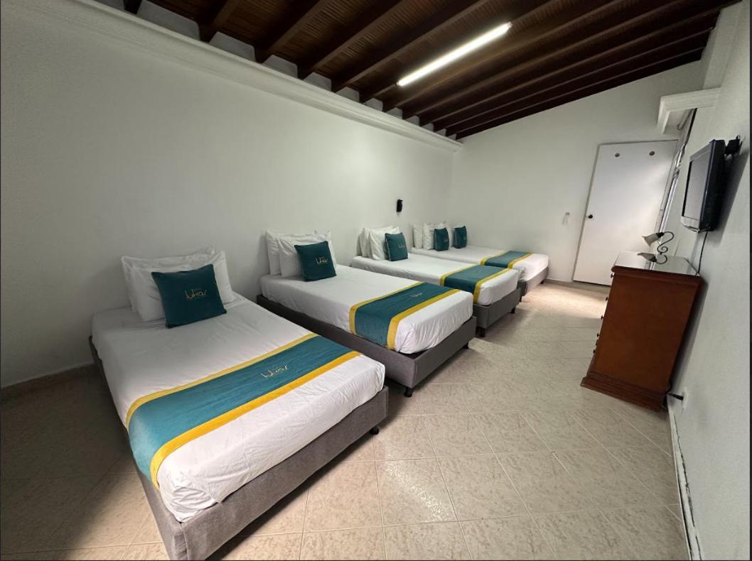 Hotel Lukas Medellin Bagian luar foto