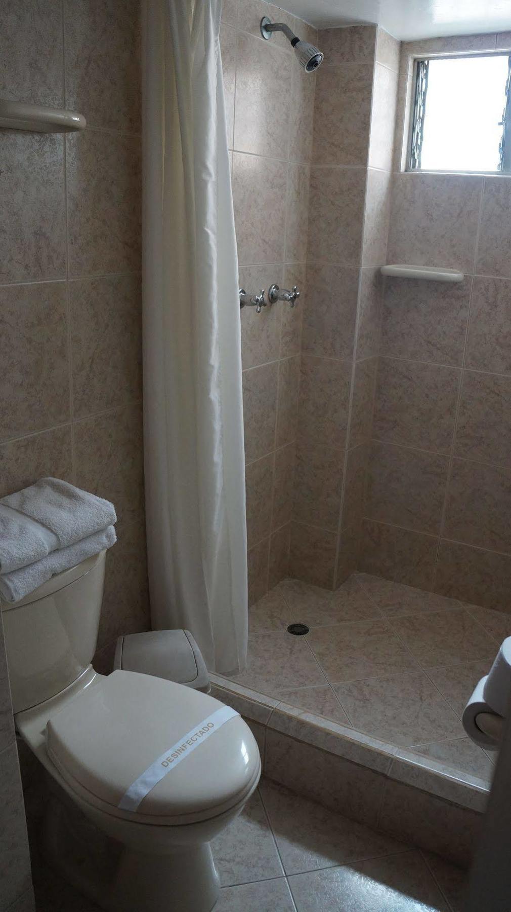 Hotel Lukas Medellin Bagian luar foto